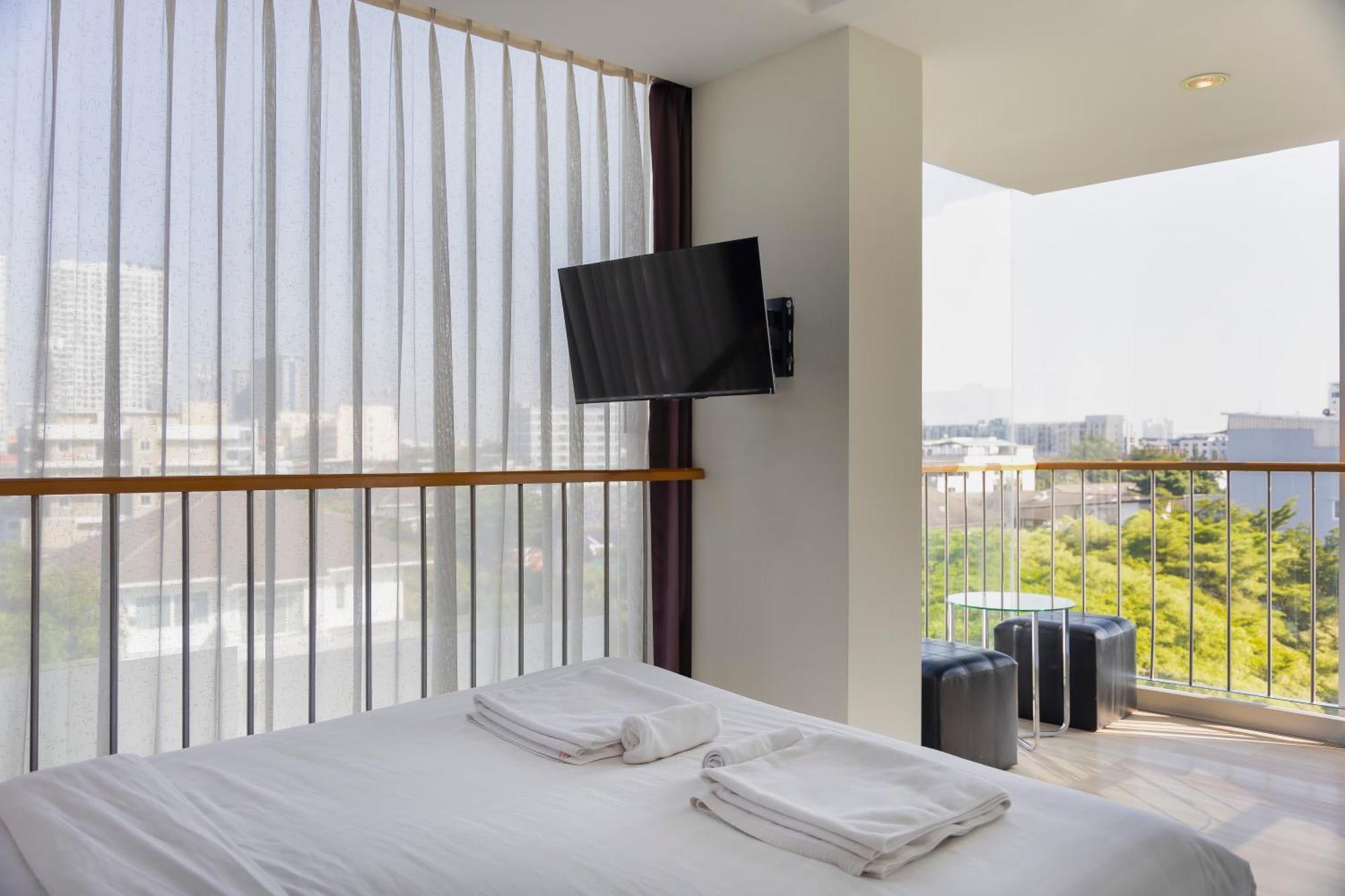 Gp House Express Sukhumvit 81 Hotel Bangkok Luaran gambar
