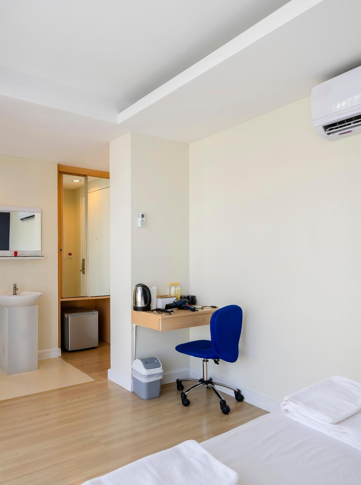 Gp House Express Sukhumvit 81 Hotel Bangkok Luaran gambar