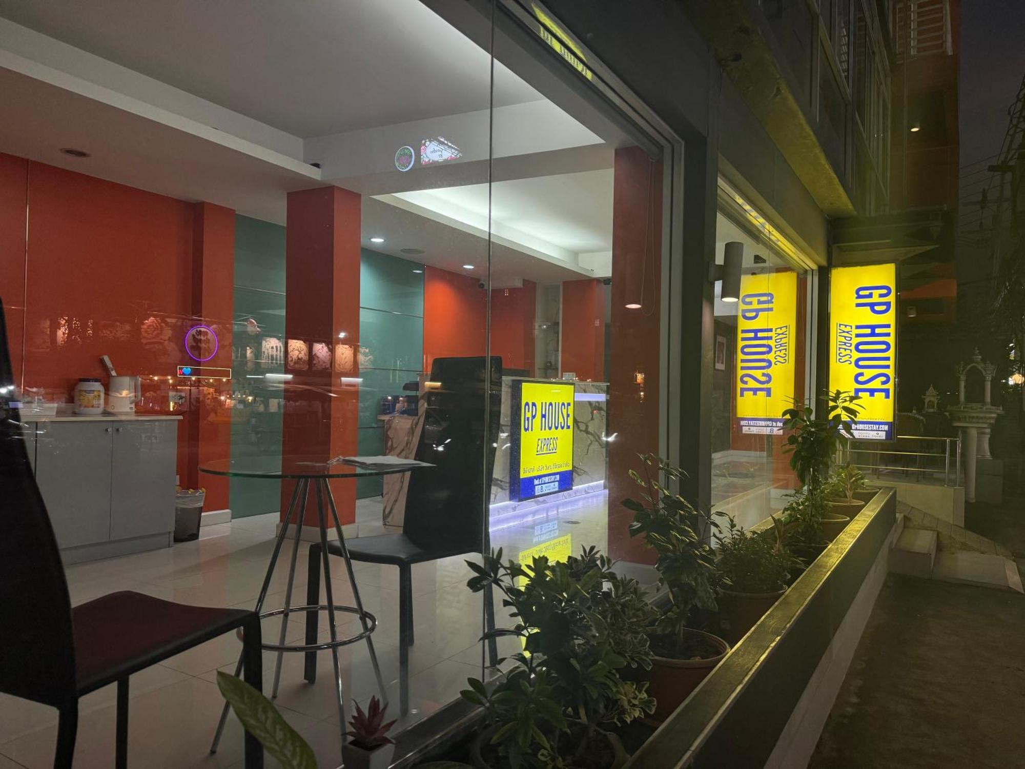 Gp House Express Sukhumvit 81 Hotel Bangkok Luaran gambar